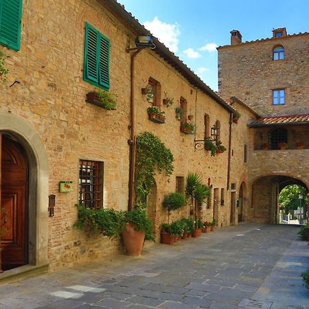 Apartment In B&B Del Giglio San Donato in Poggio Exterior foto