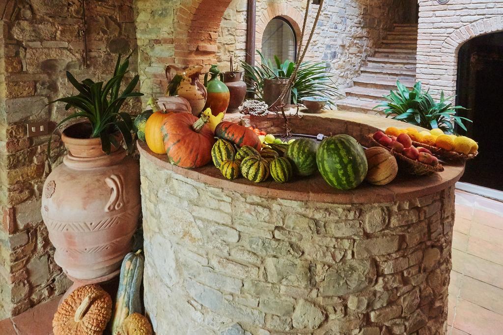 Apartment In B&B Del Giglio San Donato in Poggio Exterior foto